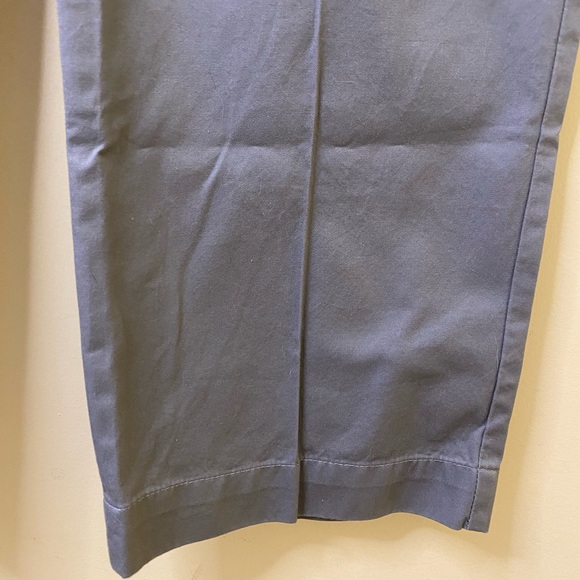 NWT GAP Olive Green Classic Fit Capri Pants Size 8 - Picture 7 of 10